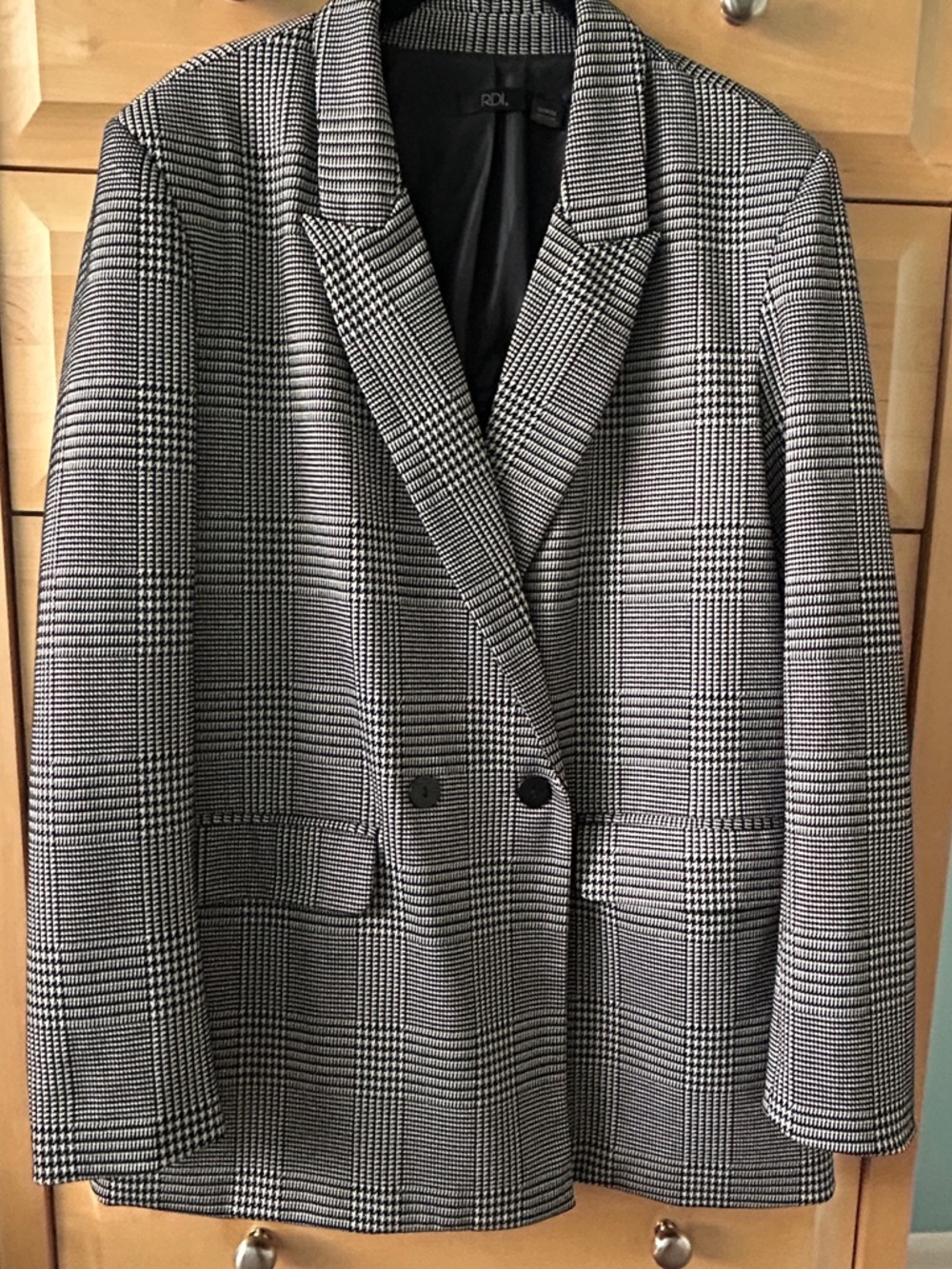RDI Oversized Double Breasted Plaid Blazer - Picture 2 of 15
